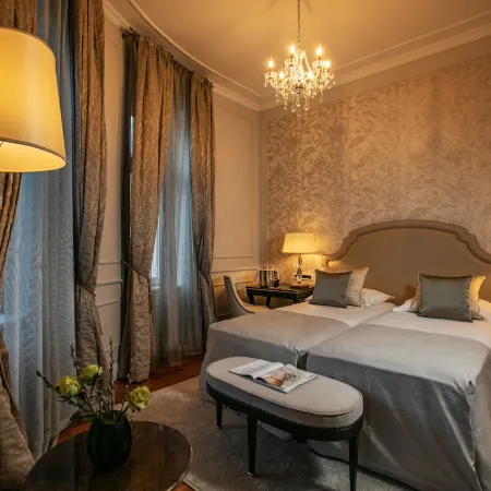 Amadria Park Hotel Sveti Jakov Отели рядом с достопримечательностью «Пляж Медвея»