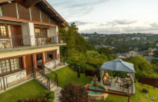 卡薩布蘭卡精品飯店 象山附近的飯店