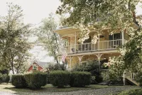 Fallen Tree Farm Bed and Breakfast - Parkering