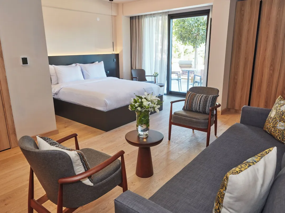 Venzi Ayayorgi Adult Only +15 - Çeşme