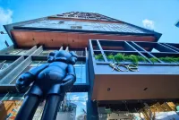 Xoe Mini-Suites and Apartments Hotel a 