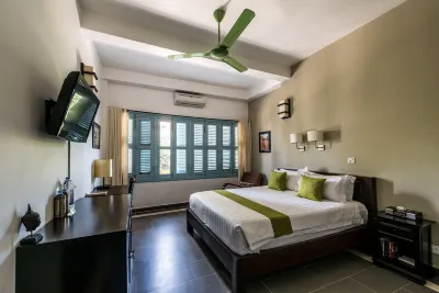 The Columns Hotels in Kampot