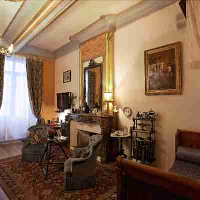 Hôtel Renaissance Castres Rooms