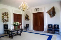 Stadspaleis Hotel & Restaurant OldRuitenborgh Hotels in Marknesse