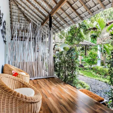 Canvas Escape Resort Отели рядом с достопримечательностью «Green Village»
