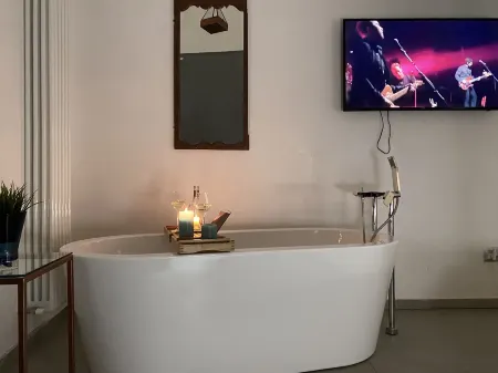 Diomede Rooms - Manfredi Homes&Villas