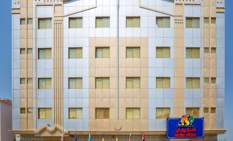 Royal Hotel