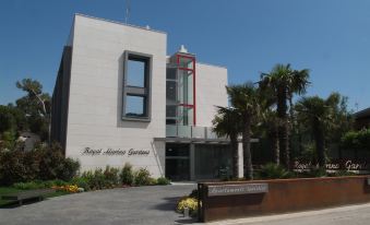 Apartamentos Royal Marina Gardens