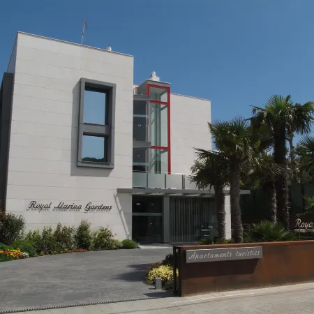 Apartamentos Royal Marina Gardens