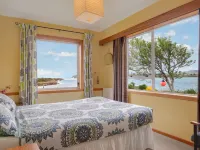 Surat Bay Lodge by the Sea/Backpackers Hostel فنادق في Kaka Point