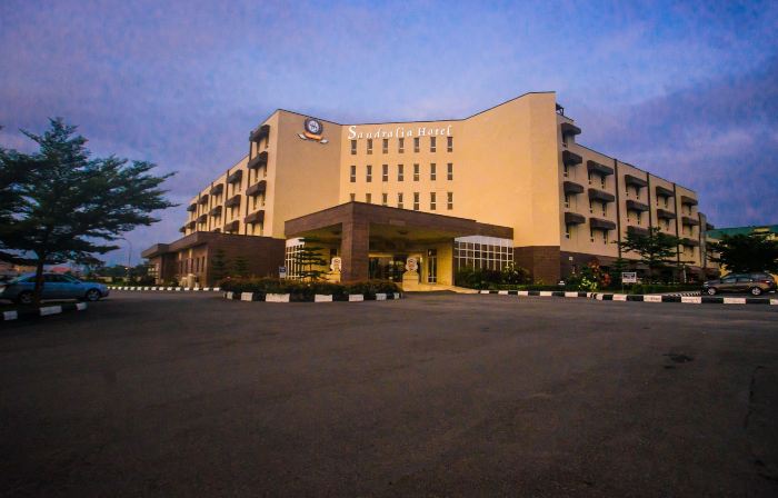 Sandralia Hotel
