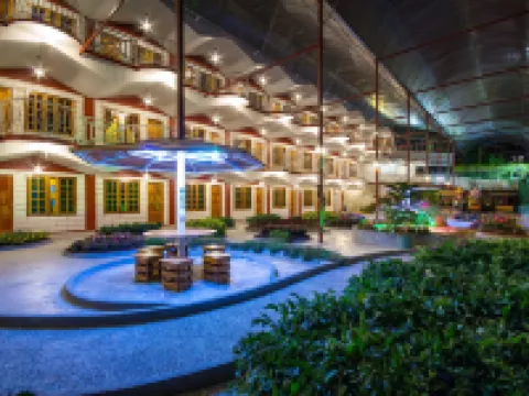 ケア ガーデン ゲストハウス ビンチャンのホテル