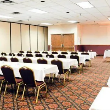 Quality Inn & Suites Palm Island Indoor Waterpark