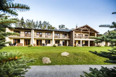 Amenity Hotel & Resort Lipno Các khách sạn ở Lounovice pod Blanikem
