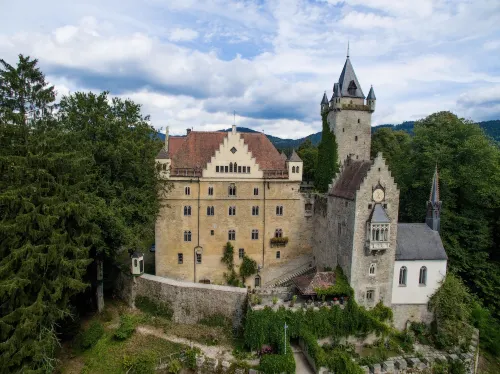 Hotel "Burgstall" Schloss Egg Hotels in Neukirchen