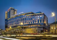 Lotte Hotel Moscow Hôtels à : Moscou