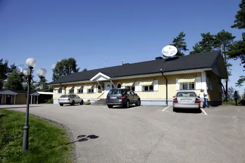 Rasta Hallandsåsen Hotels in Hjarnarp