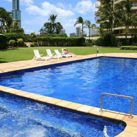 Contessa Holiday Apartments