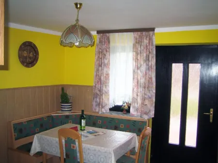 Apartments Sole Отели рядом со станцией Podcetrtek Station