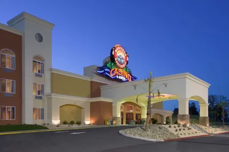 Robinson Rancheria Resort and Casino Отели в г. Аппер Лейк