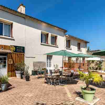 Hotel les vieux Acacias Hotel Exterior