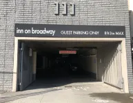 Inn on Broadway - Motels