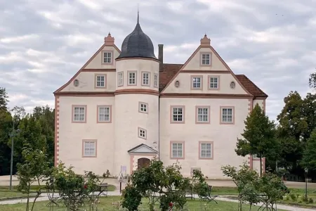 Hotel Sophienhof Отели в г. Хайдезе