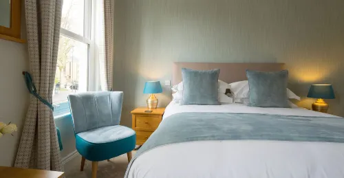 Chestnuts House Boutique B&B - Bed and Breakfasts