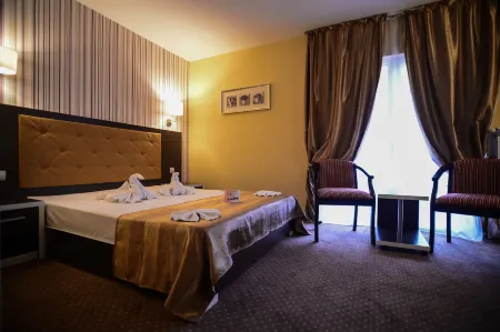 Bacolux Afrodita Resort & Spa, Herculane Отели в г. Бэиле-Еркулане