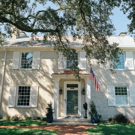 The Carriage House Inn Bed and Breakfast