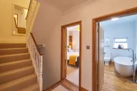 Host & Stay | The Alby