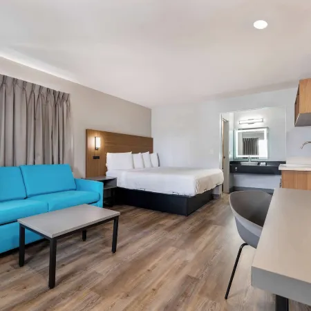 Motel 6 Santa Ana, CA