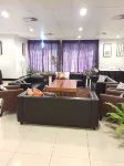 Paddy's Hotel & Apartments