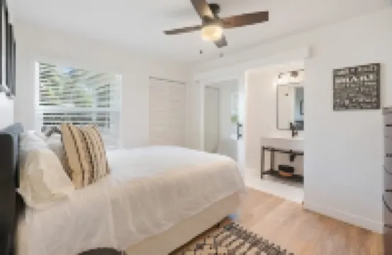 コースタル パーム ヘイブン - ウィズ ホットタブ