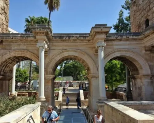 Özgür Hotel بالقرب من الفندق Photos