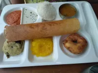 Medavakkam Sri Sai Residency Hotel a Perumbakkam