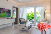 Family Getaway Apartment - on the Beach