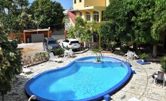 Hotel Mango