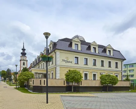 Hotel Stefanik Các khách sạn ở Myjava