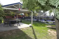 Nagambie Caravan Park & Motel Hotel a 