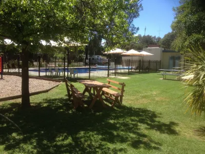 Nagambie Caravan Park & Motel Hotel a 