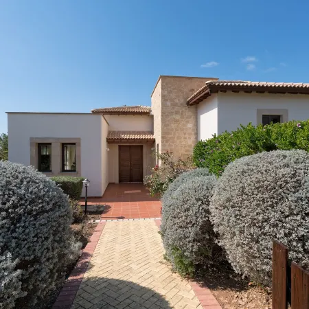 Beautiful Villa Dionysus with Private Pool in Peaceful Location - Aphrodite Hills