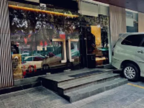 QUBE HOTEL by 98hospitality Hotels near Al Azhar Grand Mosque