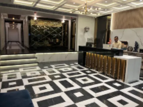 Hotel Lata Continental Hotels in Kanpur