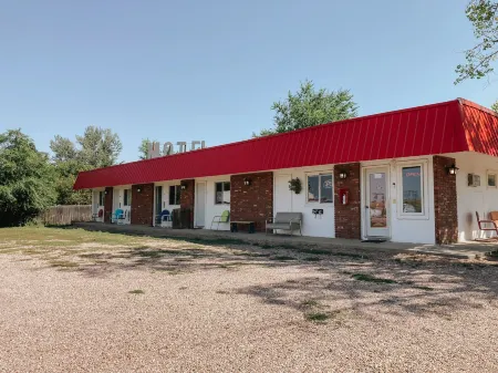 The Redwood Motel Отели рядом с достопримечательностью «Делта-09 Минатман Миссил Сило»