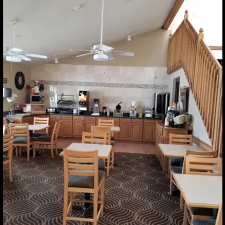 Boarders Inn & Suites by Cobblestone Hotels - Wautoma