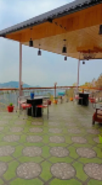 호텔 더 파인 빌라 무소리  호텔