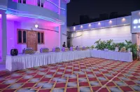 Hotel Evara Hotels in Soyepur
