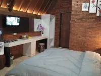 Villa Jabal Rahmah Syariah Hotels in Pacet