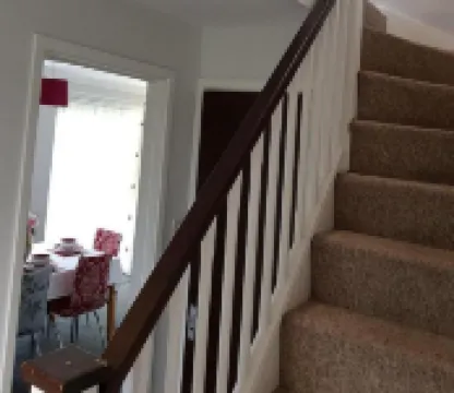 Huku Kwetu - Fieldfare Green